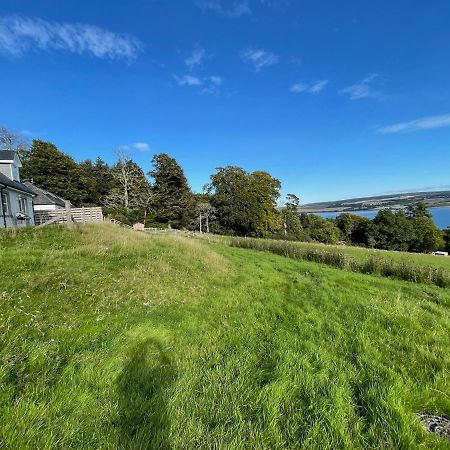 Highland Farm Cottages Дингуолл Экстерьер фото